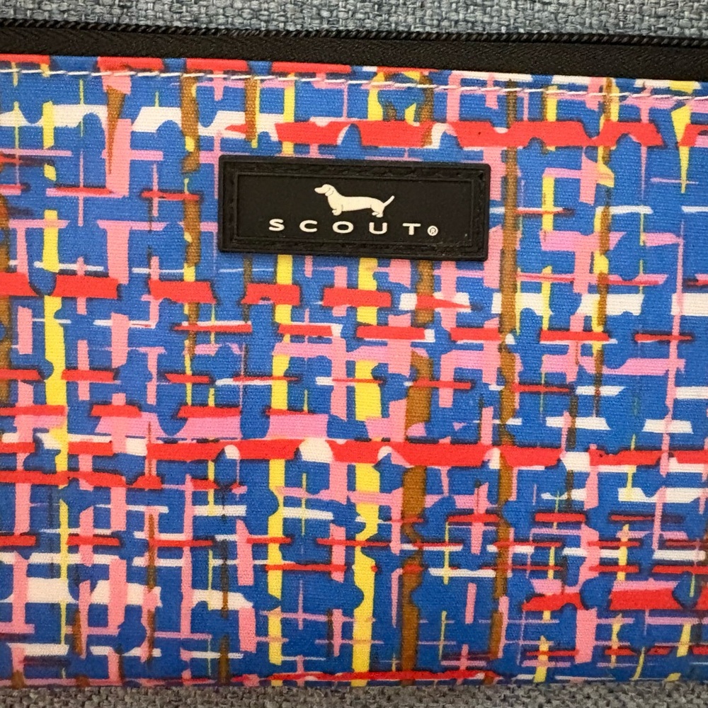 Scout Multicolor Zip Pouch - Picture 3 of 6